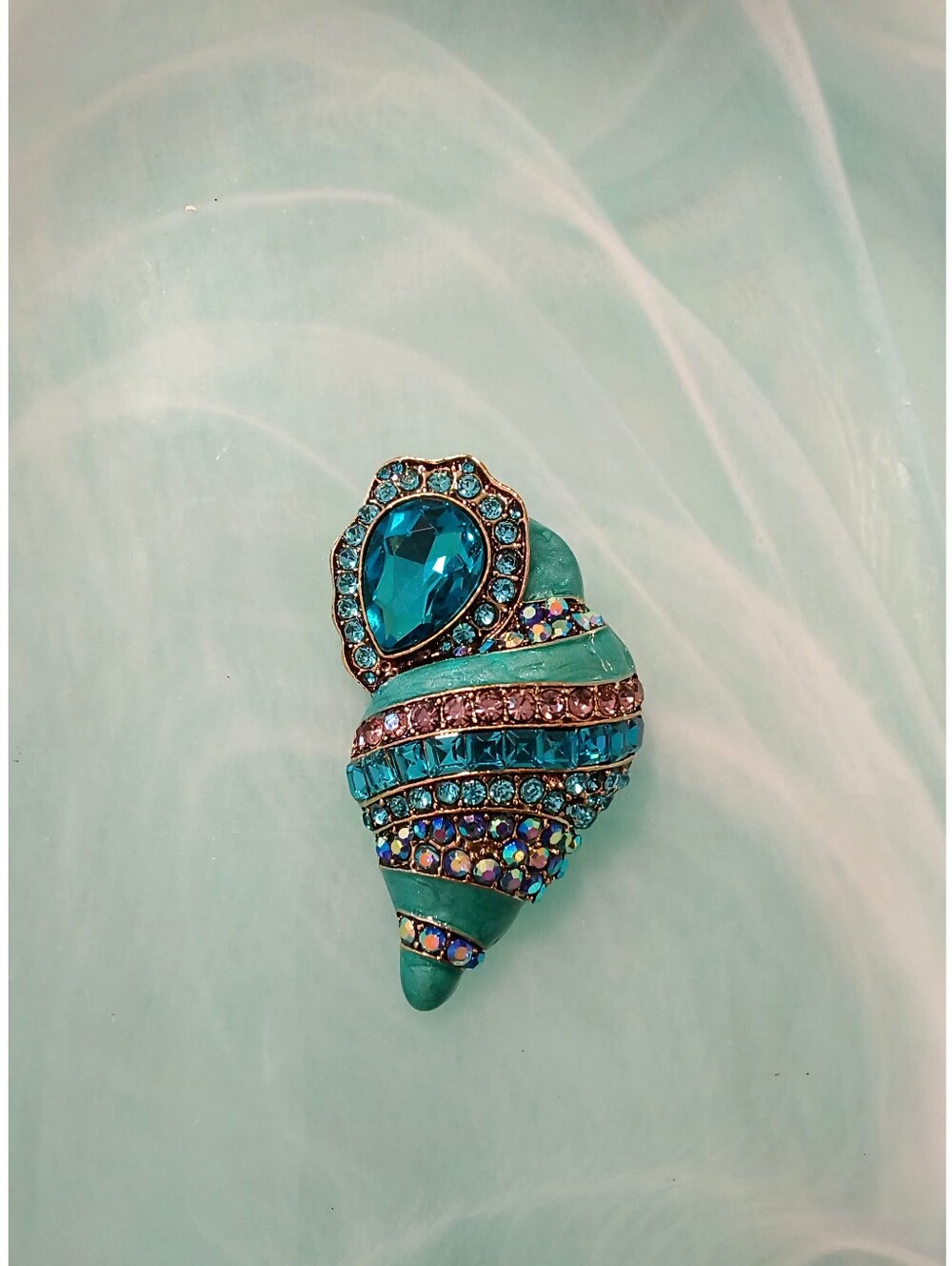 Ocean inspired brooches with Rhinestones, Pearls